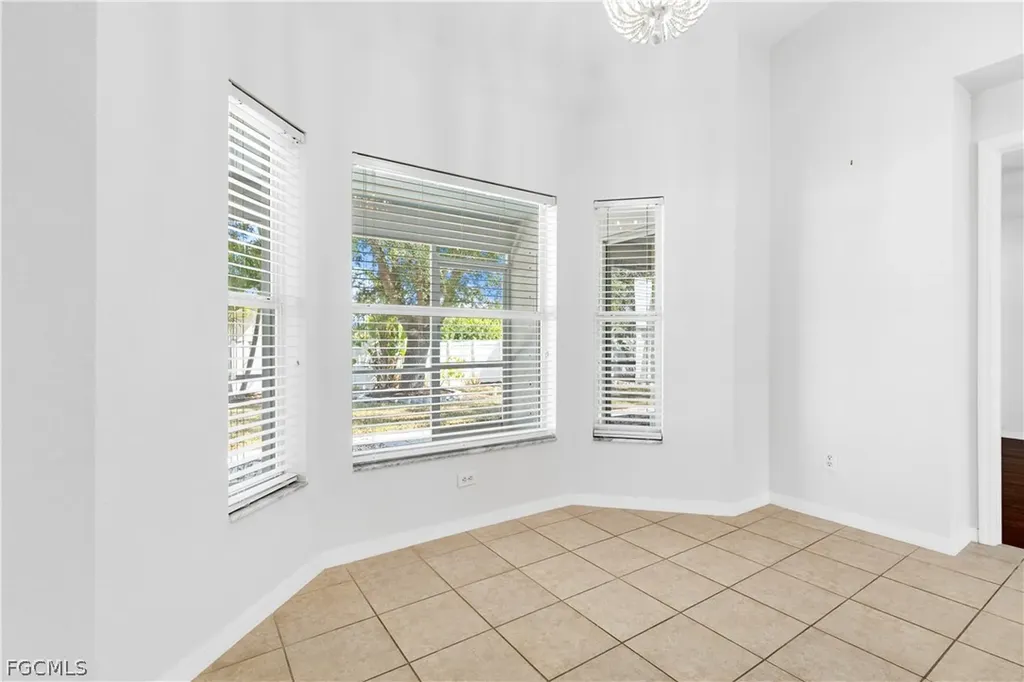 1109 NW 1st Avenue Cape Coral FL 33993
