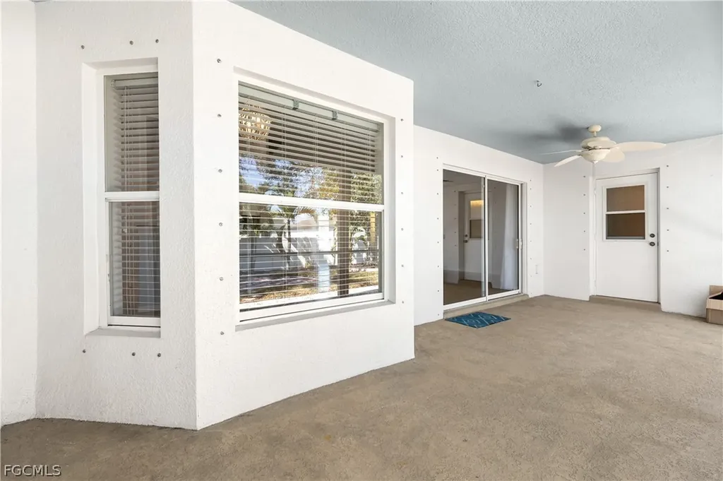 1109 NW 1st Avenue Cape Coral FL 33993