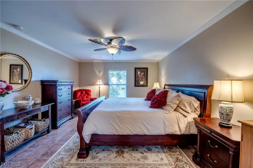 3038 SW 10th Place Cape Coral FL 33914