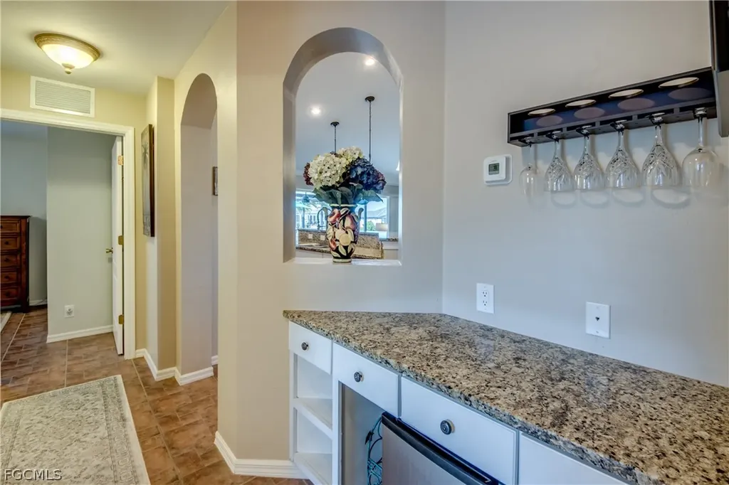 3038 SW 10th Place Cape Coral FL 33914