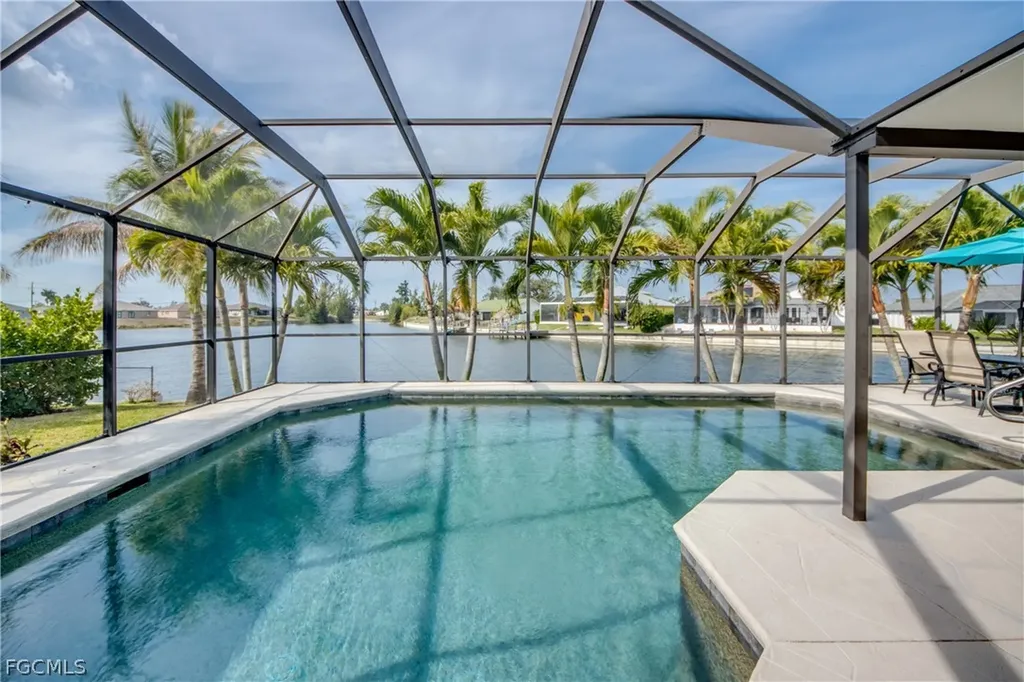 3038 SW 10th Place Cape Coral FL 33914