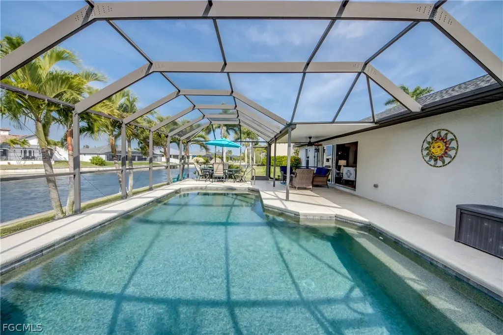 3038 SW 10th Place Cape Coral FL 33914