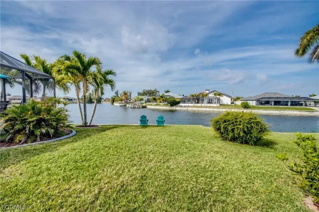 3038 SW 10th Place Cape Coral FL 33914