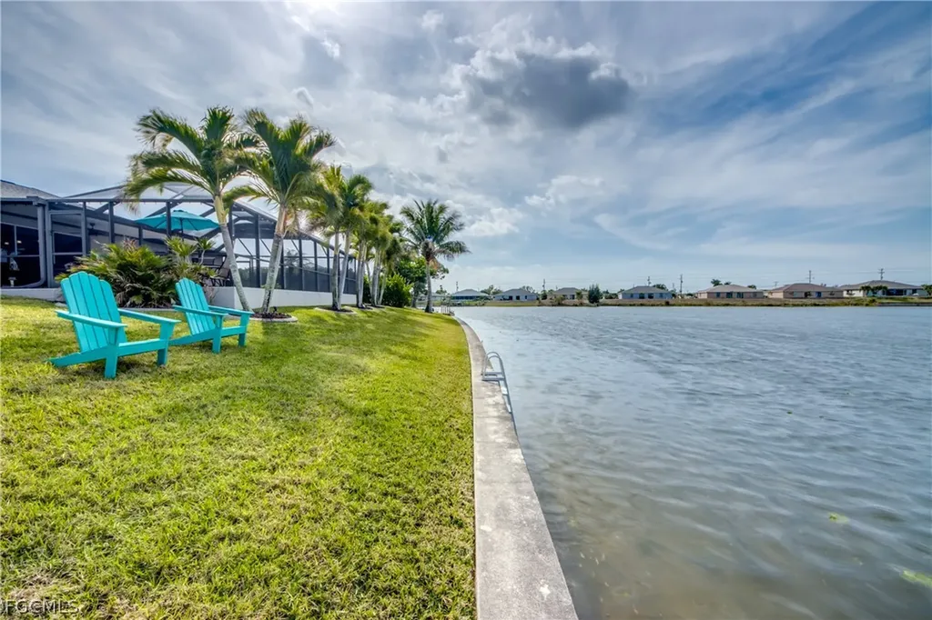3038 SW 10th Place Cape Coral FL 33914