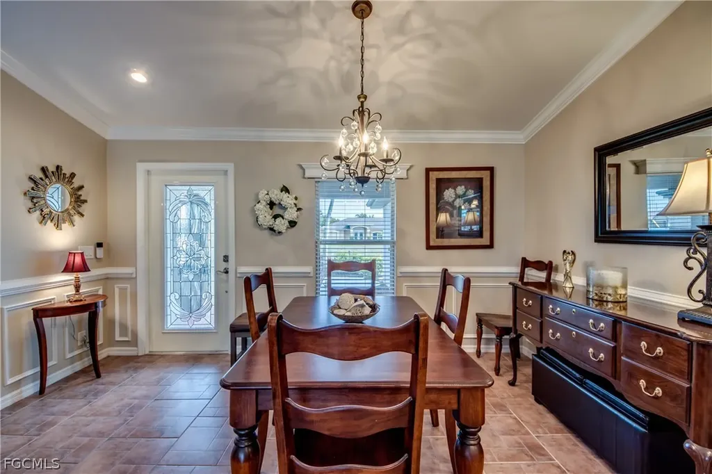 3038 SW 10th Place Cape Coral FL 33914