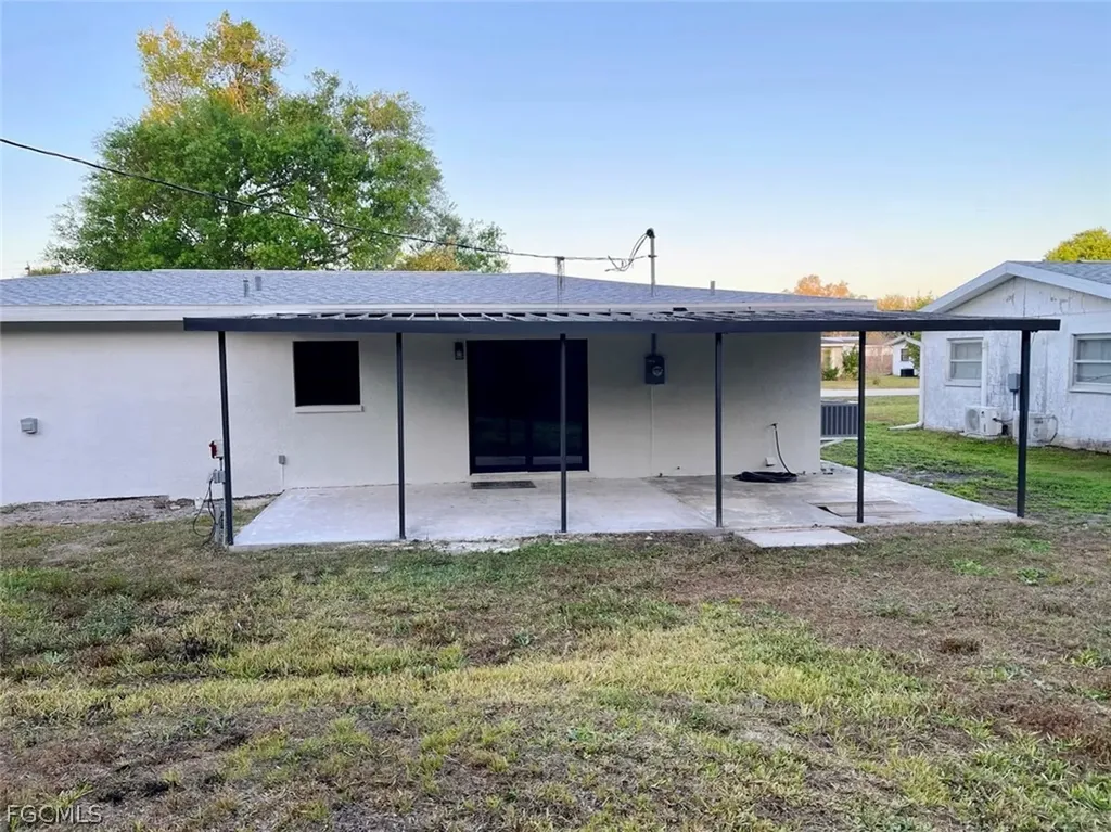 2154 E Gardenia Circle North Fort Myers FL 33917