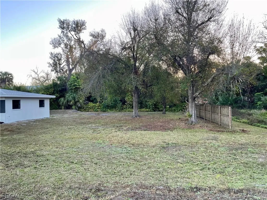 2154 E Gardenia Circle North Fort Myers FL 33917