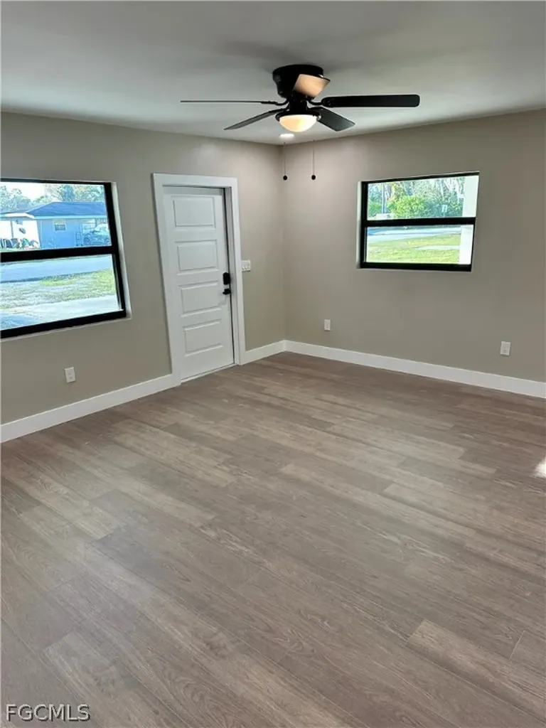 2154 E Gardenia Circle North Fort Myers FL 33917