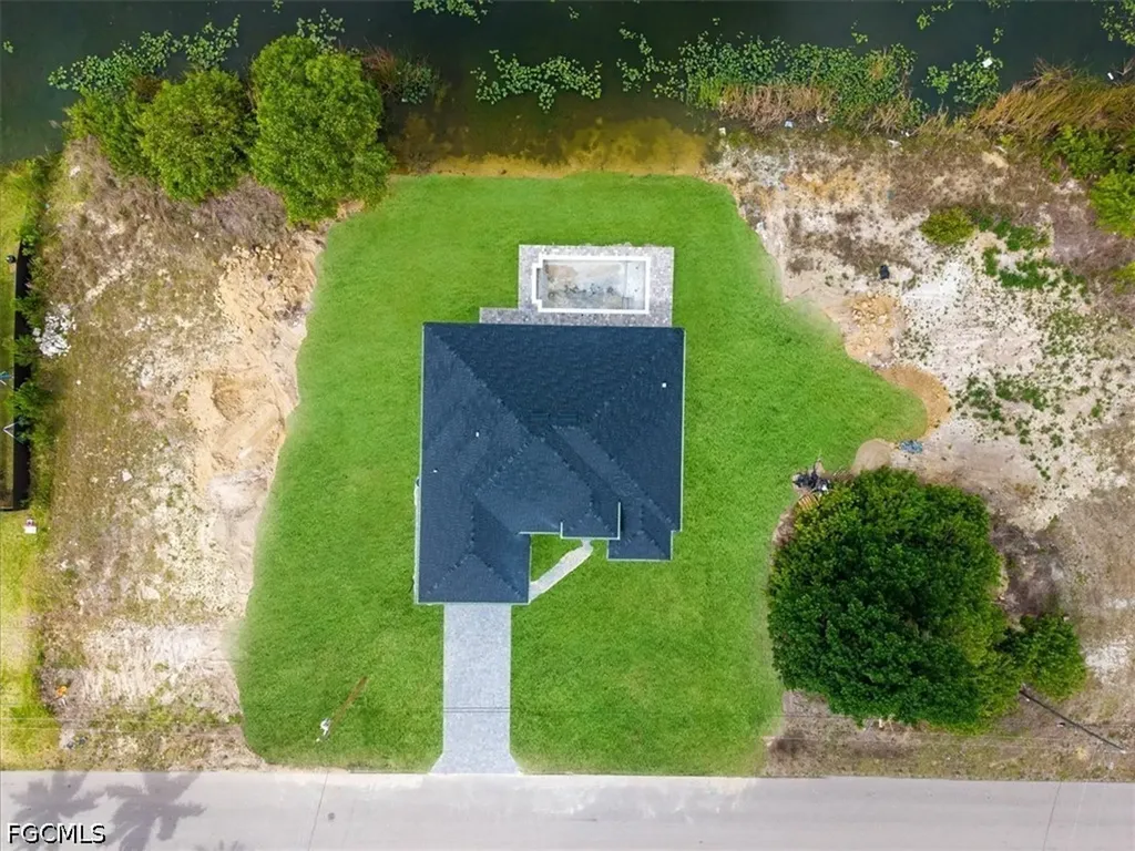 502 NE 5th Place Cape Coral FL 33909