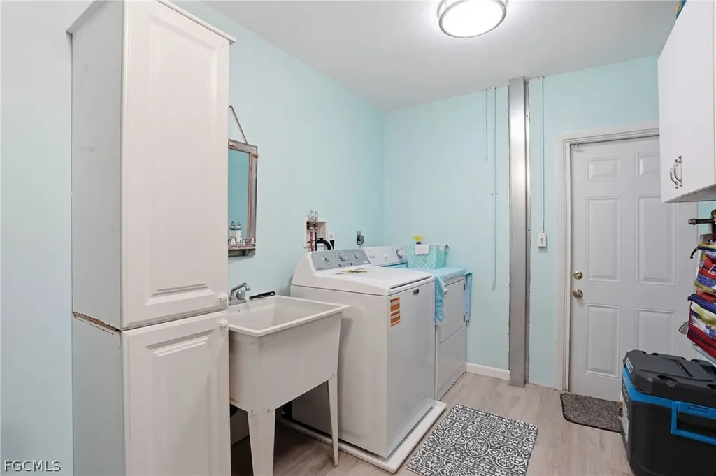 1130 SE 36th Street Cape Coral FL 33904