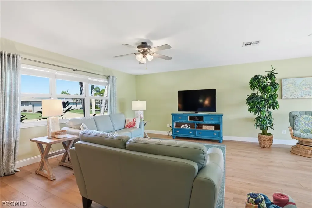 1130 SE 36th Street Cape Coral FL 33904