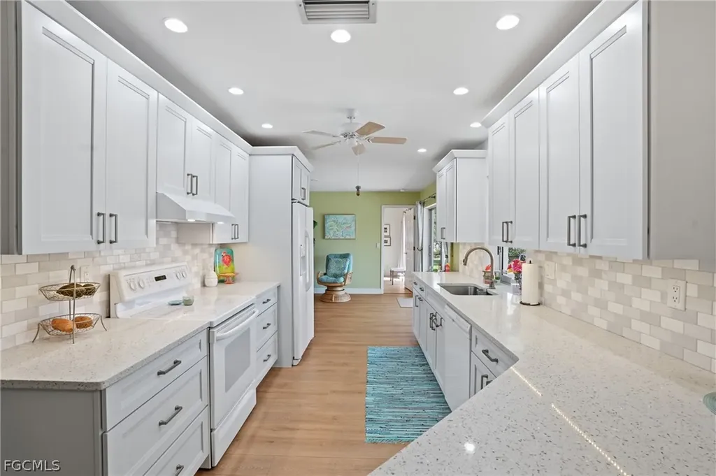 1130 SE 36th Street Cape Coral FL 33904