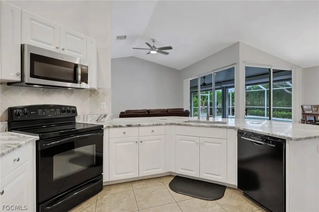 2526 SW 29th Terrace Cape Coral FL 33914