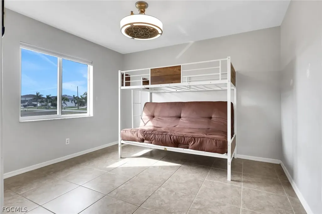 2526 SW 29th Terrace Cape Coral FL 33914