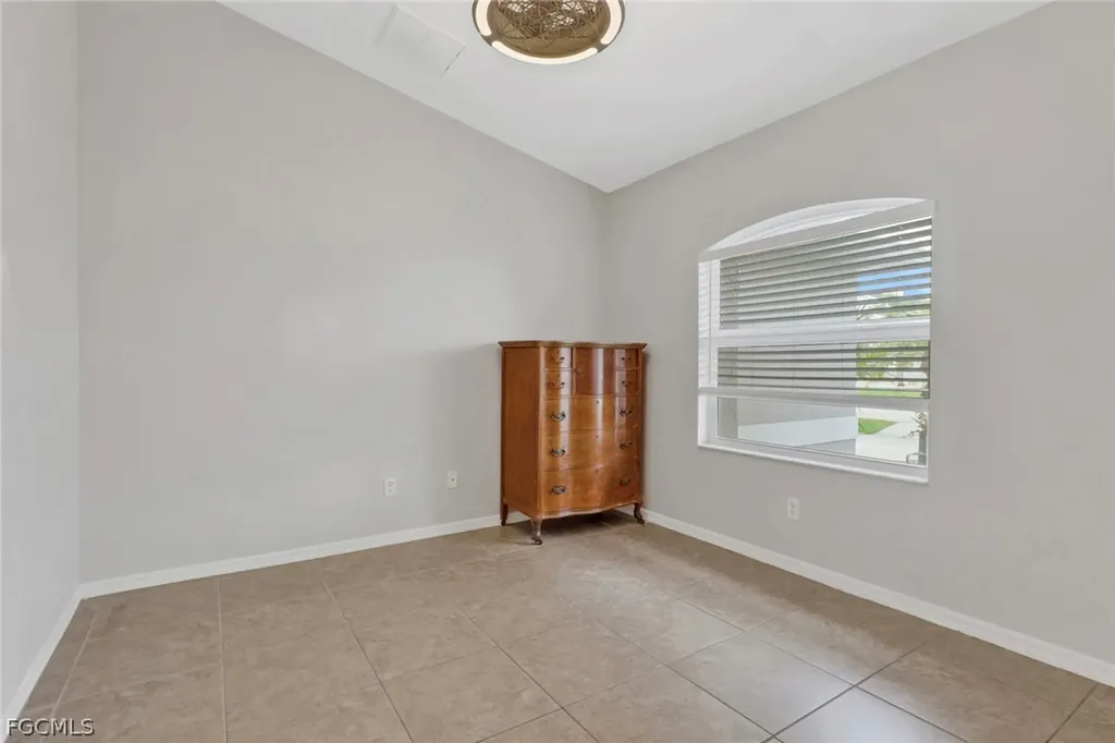 2526 SW 29th Terrace Cape Coral FL 33914