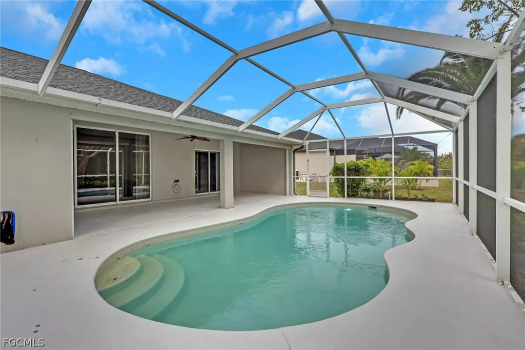 2526 SW 29th Terrace Cape Coral FL 33914