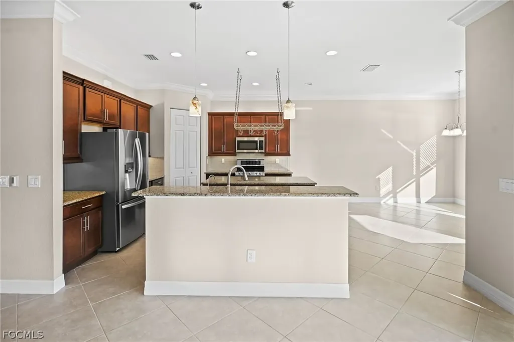 11683 Meadowrun Circle Fort Myers FL 33913