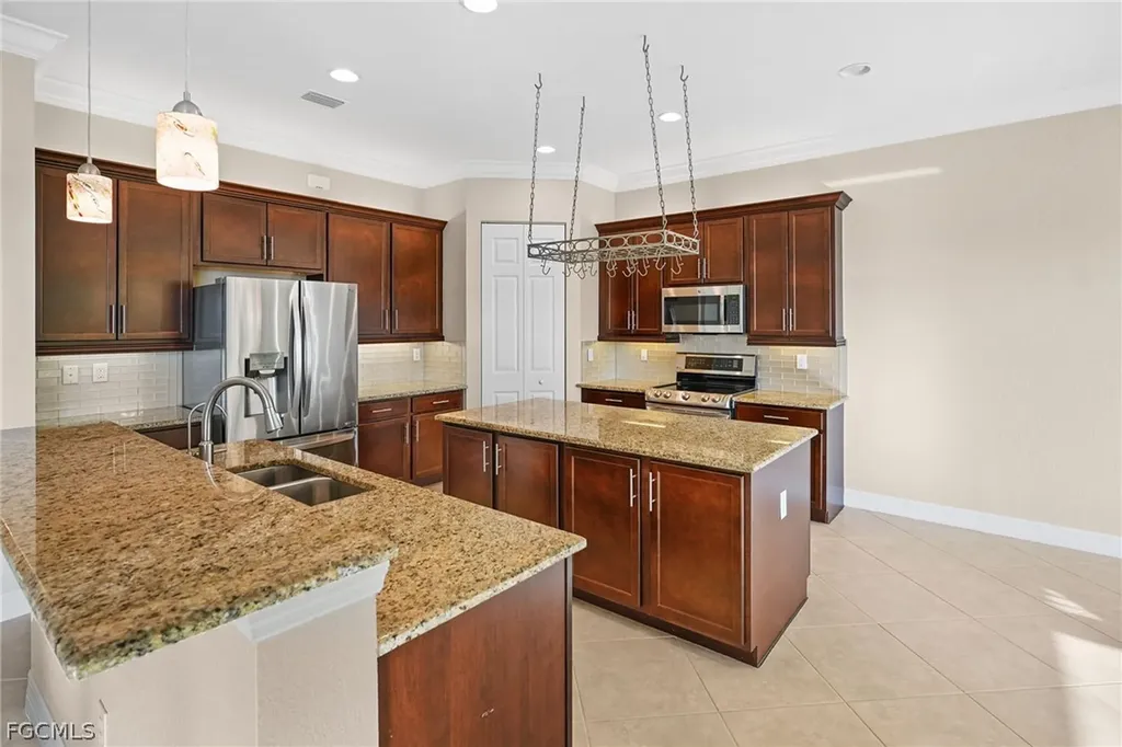 11683 Meadowrun Circle Fort Myers FL 33913