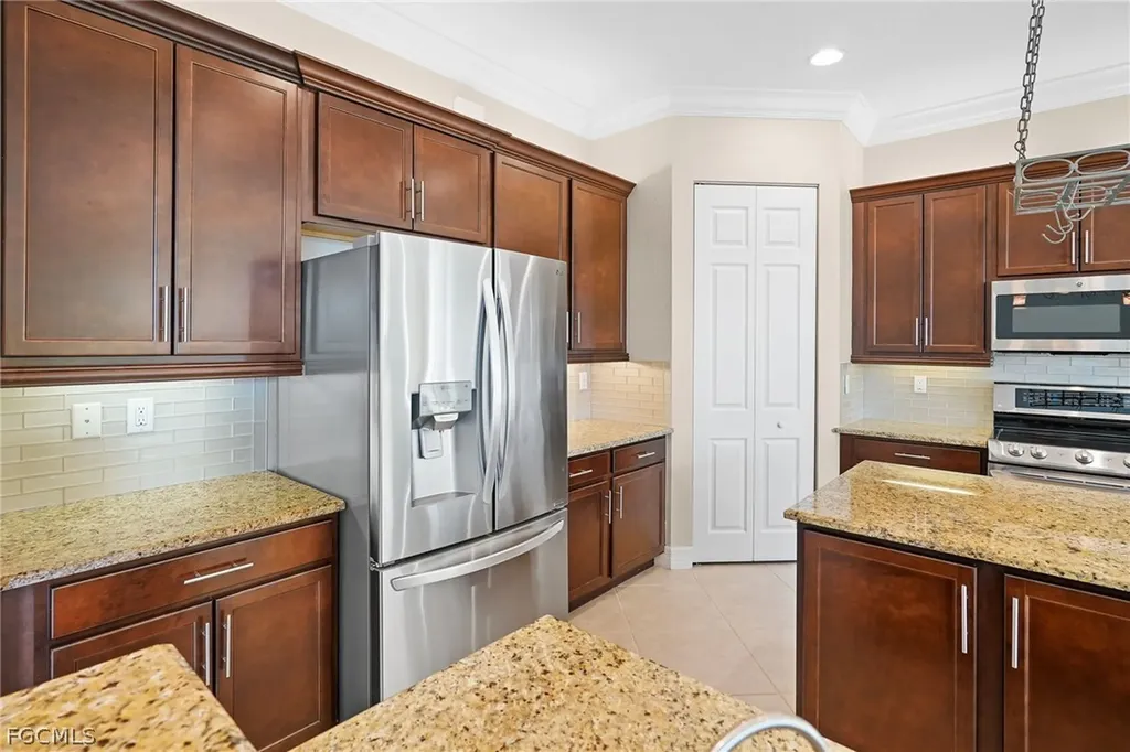 11683 Meadowrun Circle Fort Myers FL 33913