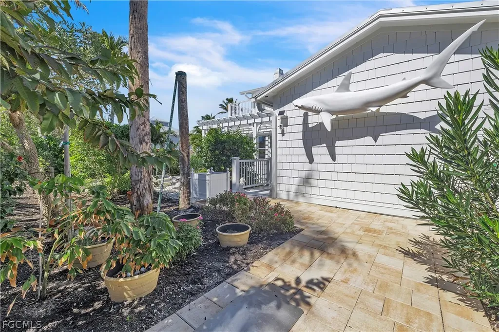 8241 Main Street Bokeelia FL 33922