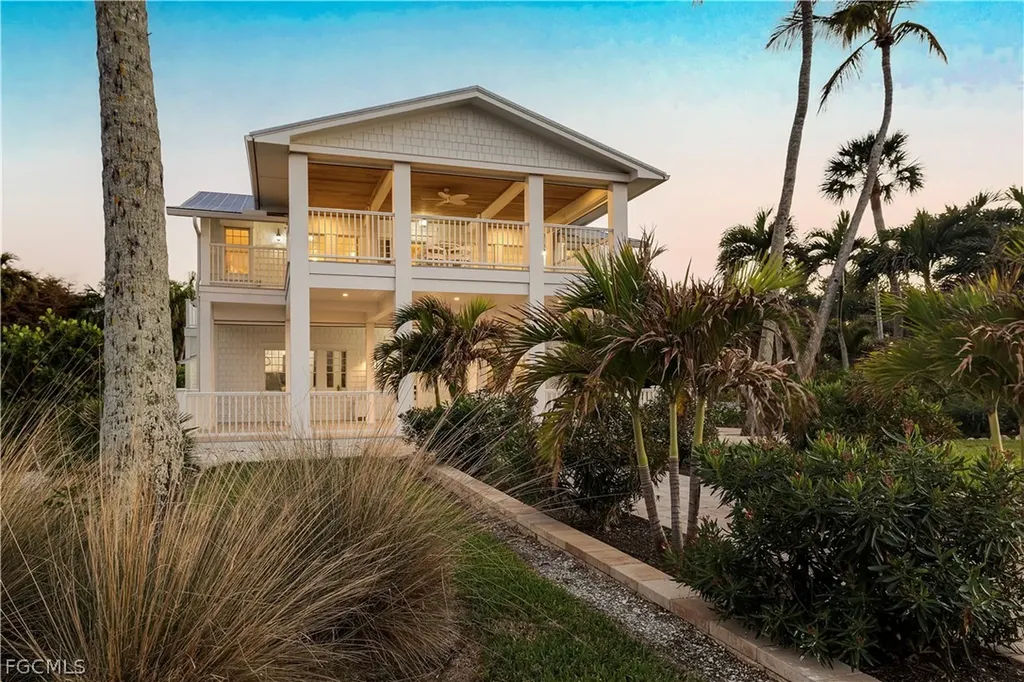 8241 Main Street Bokeelia FL 33922