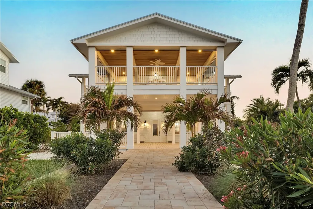 8241 Main Street Bokeelia FL 33922