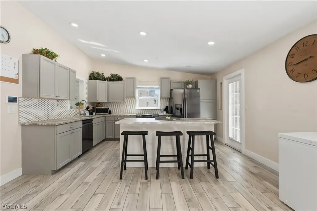 8635 Exeter Street Fort Myers FL 33907