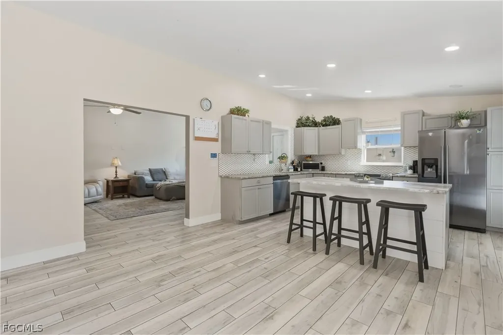 8635 Exeter Street Fort Myers FL 33907