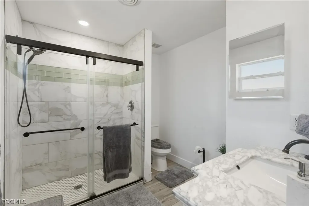 8635 Exeter Street Fort Myers FL 33907