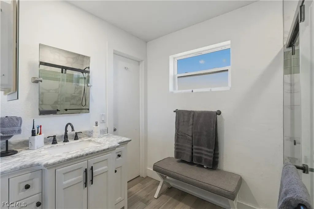 8635 Exeter Street Fort Myers FL 33907