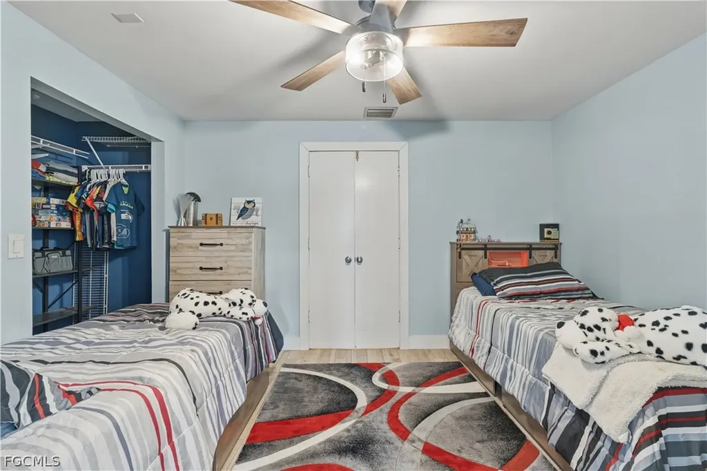 8635 Exeter Street Fort Myers FL 33907