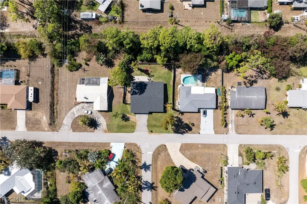 8635 Exeter Street Fort Myers FL 33907