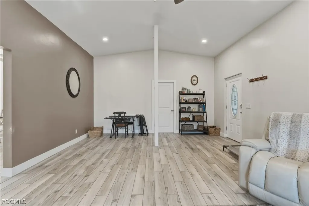 8635 Exeter Street Fort Myers FL 33907