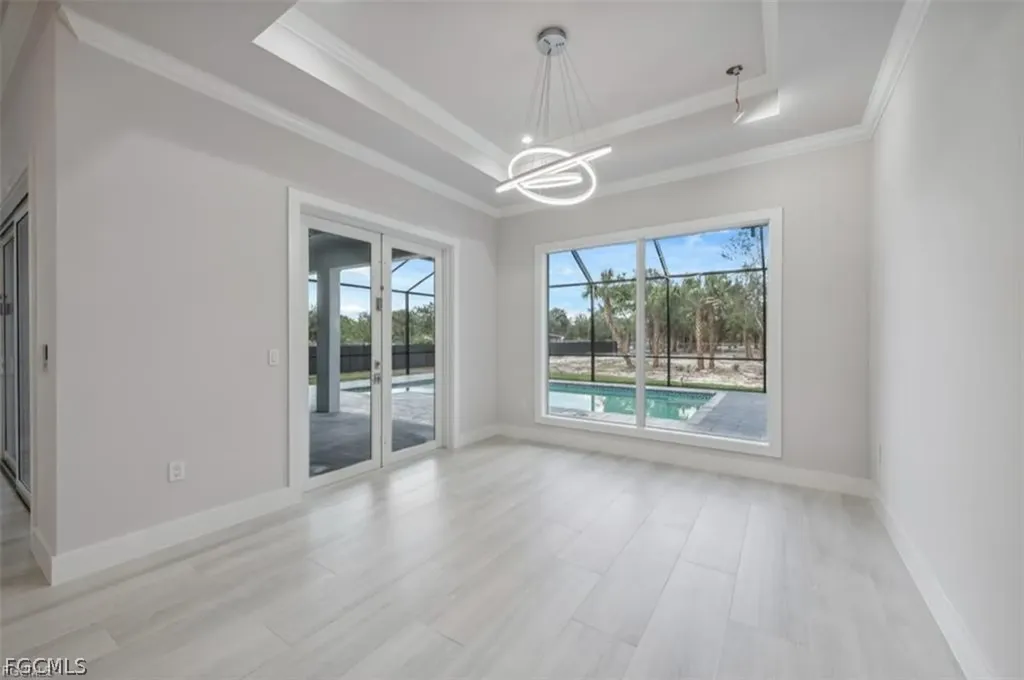 239 20th Avenue NE Naples FL 34120