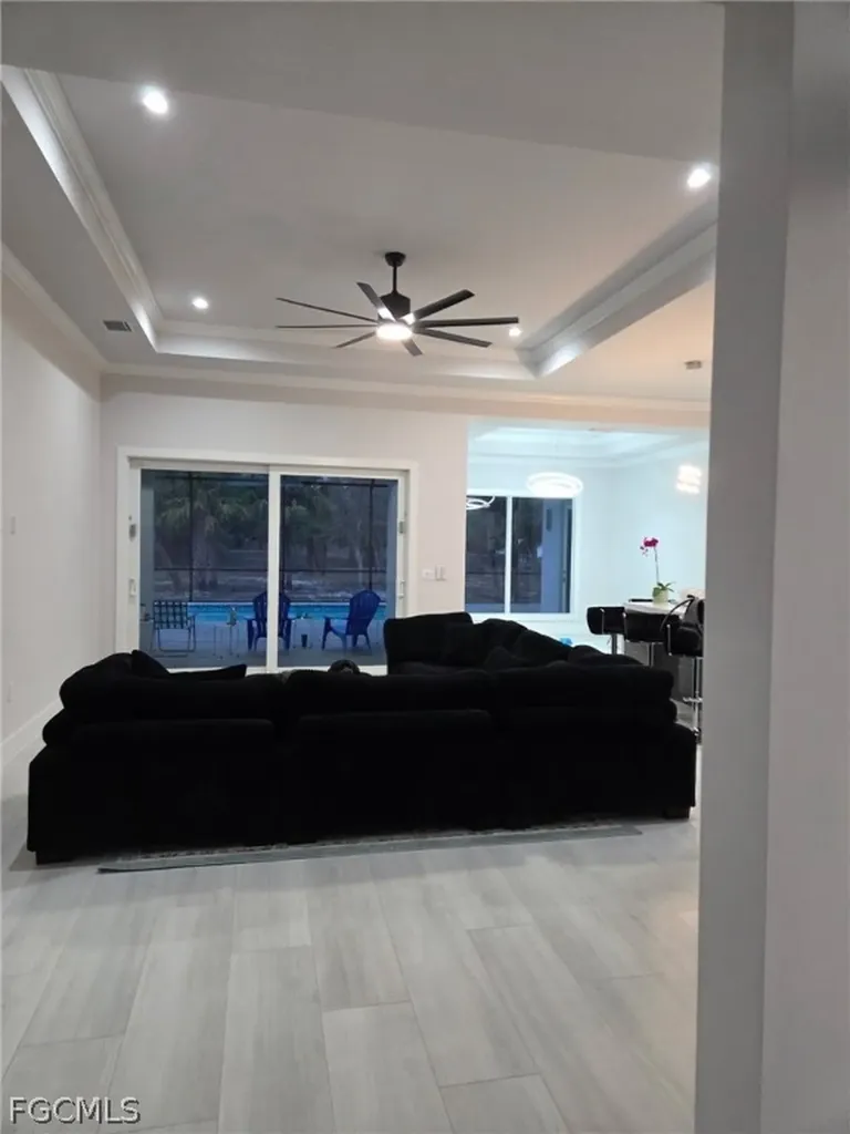 239 20th Avenue NE Naples FL 34120