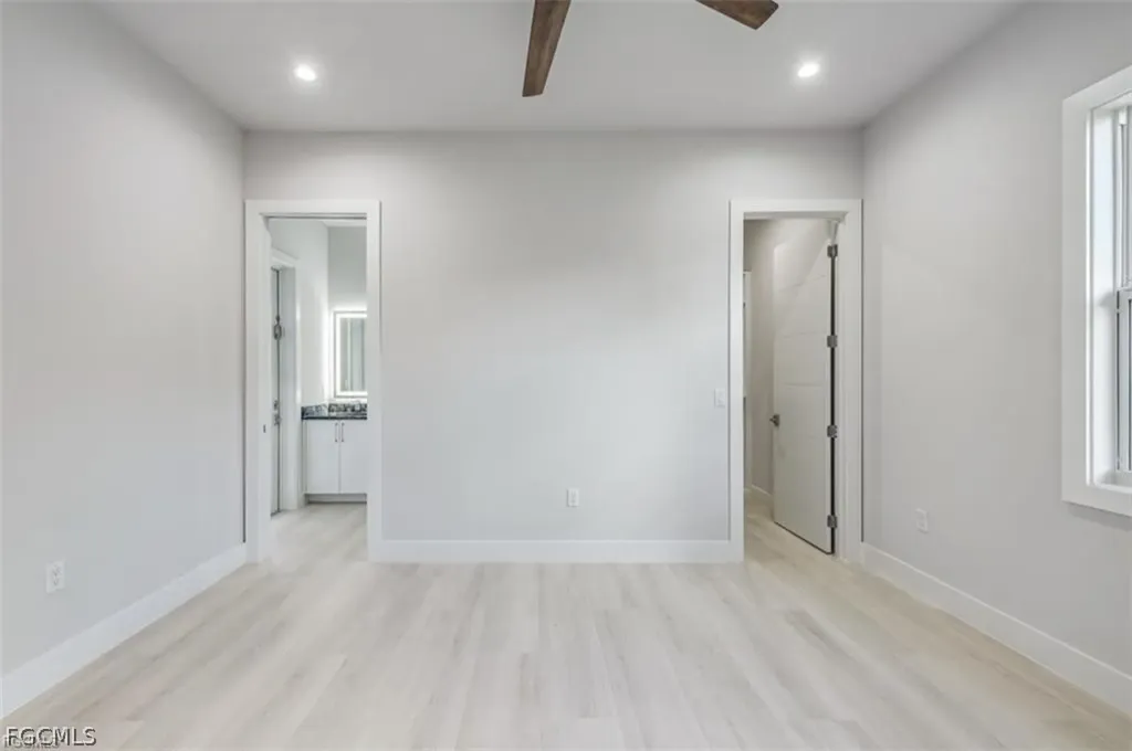 239 20th Avenue NE Naples FL 34120