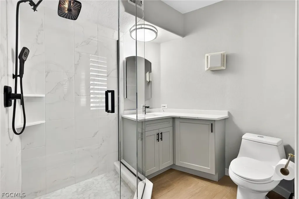 18110 N Olga Drive Alva FL 33920