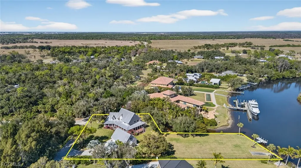 18110 N Olga Drive Alva FL 33920