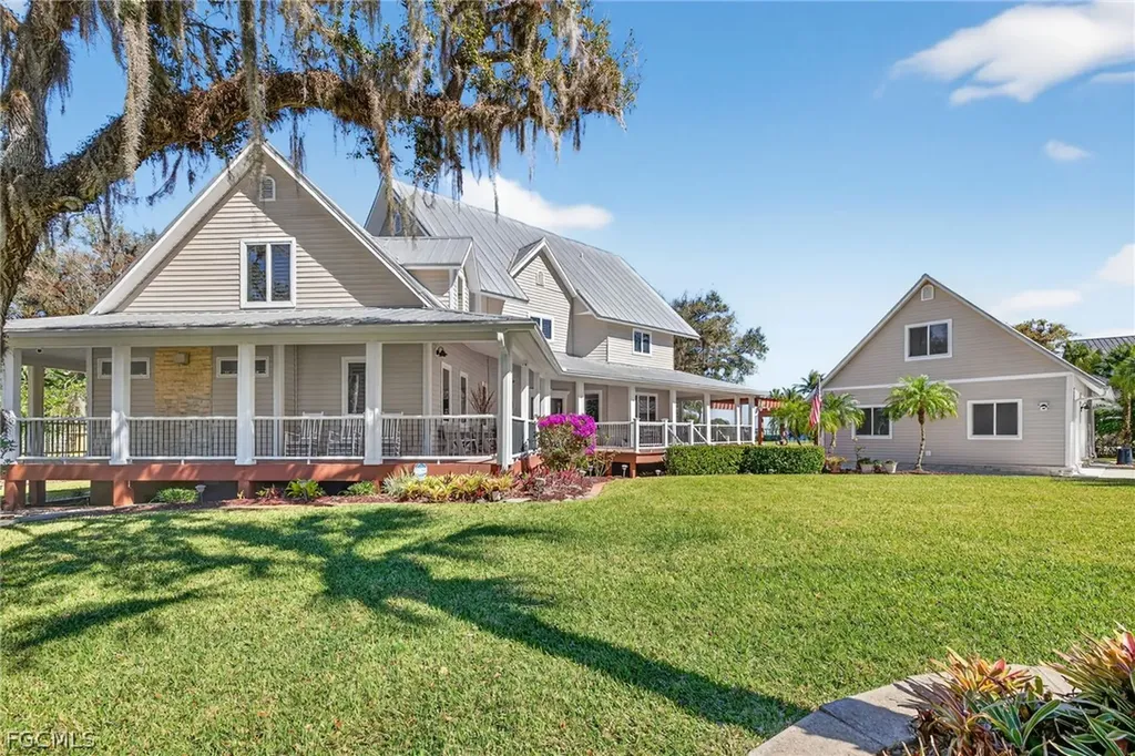 18110 N Olga Drive Alva FL 33920