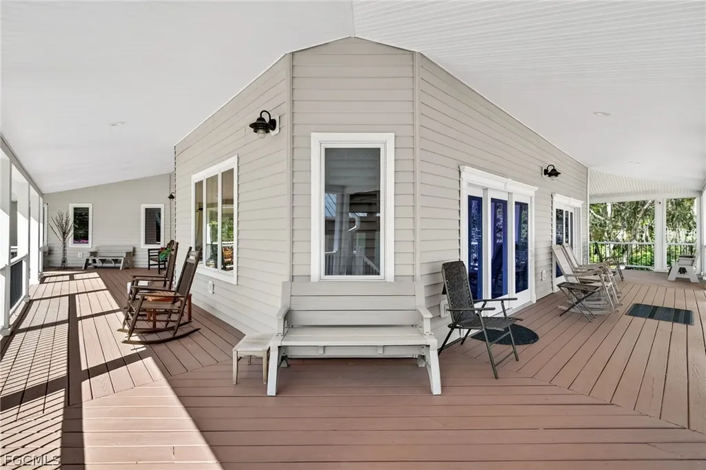 18110 N Olga Drive Alva FL 33920