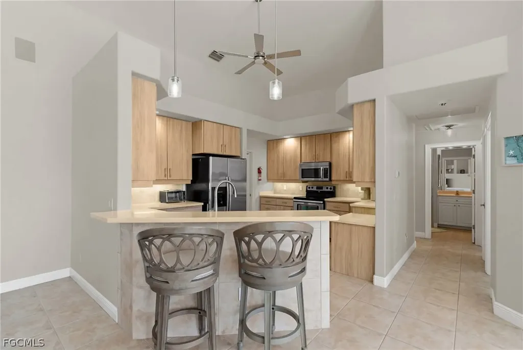 2822 SW 40th Street Cape Coral FL 33914