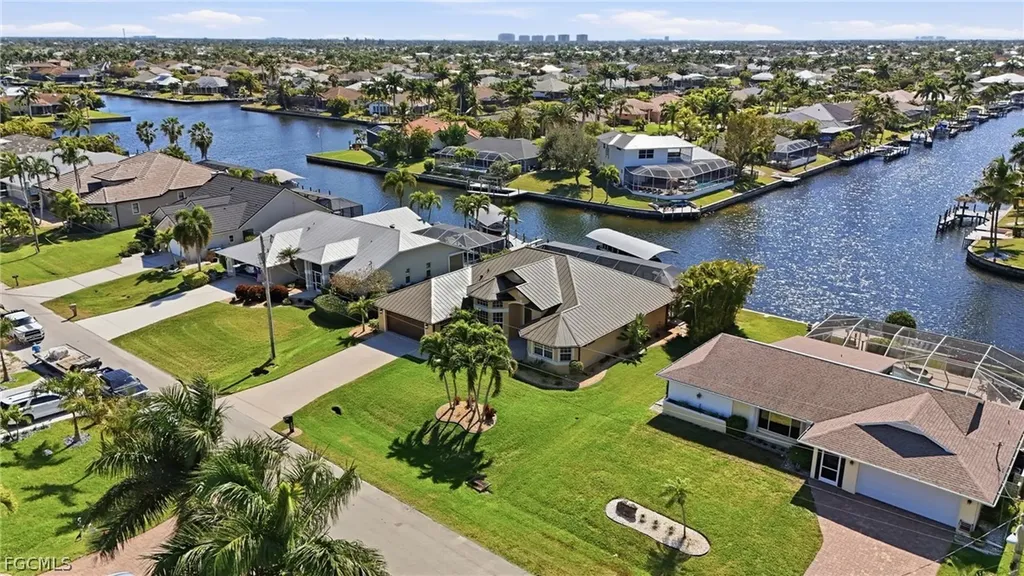 2822 SW 40th Street Cape Coral FL 33914