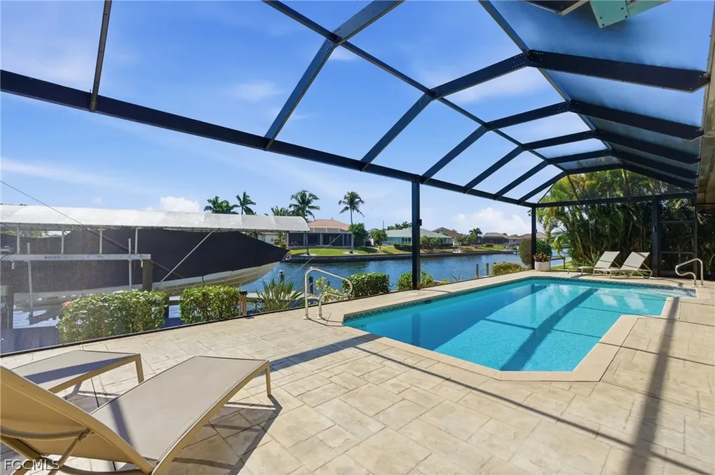2822 SW 40th Street Cape Coral FL 33914