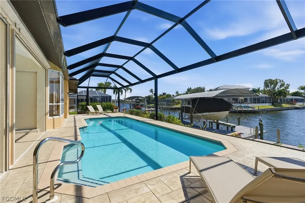 2822 SW 40th Street Cape Coral FL 33914