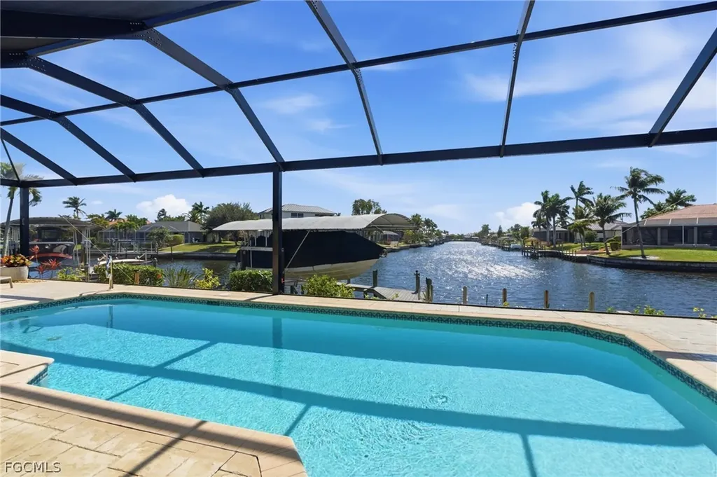 2822 SW 40th Street Cape Coral FL 33914