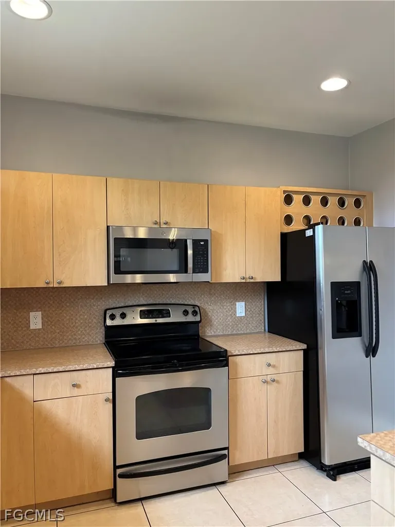 2902 Colin Avenue S Lehigh Acres FL 33976