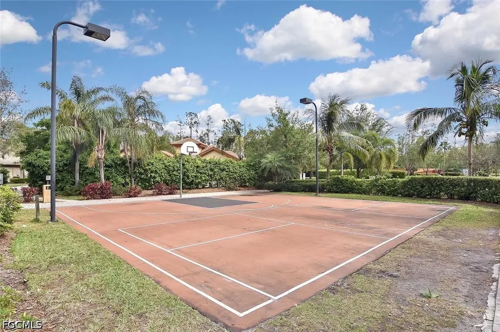 8856 Oliveria Street Fort Myers FL 33912