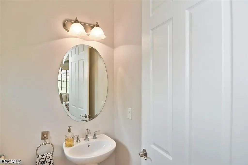 8856 Oliveria Street Fort Myers FL 33912