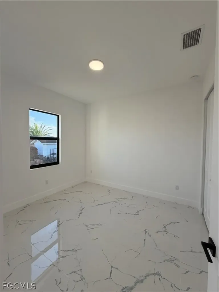 3903 17th Street SW Lehigh Acres FL 33976