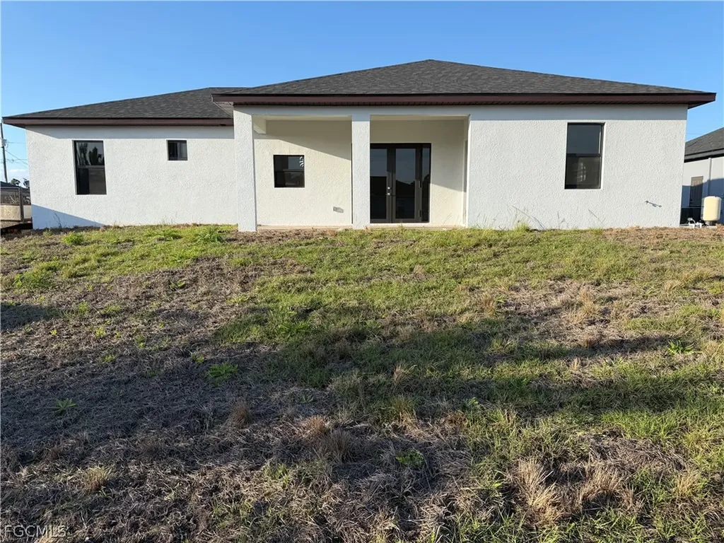 3903 17th Street SW Lehigh Acres FL 33976